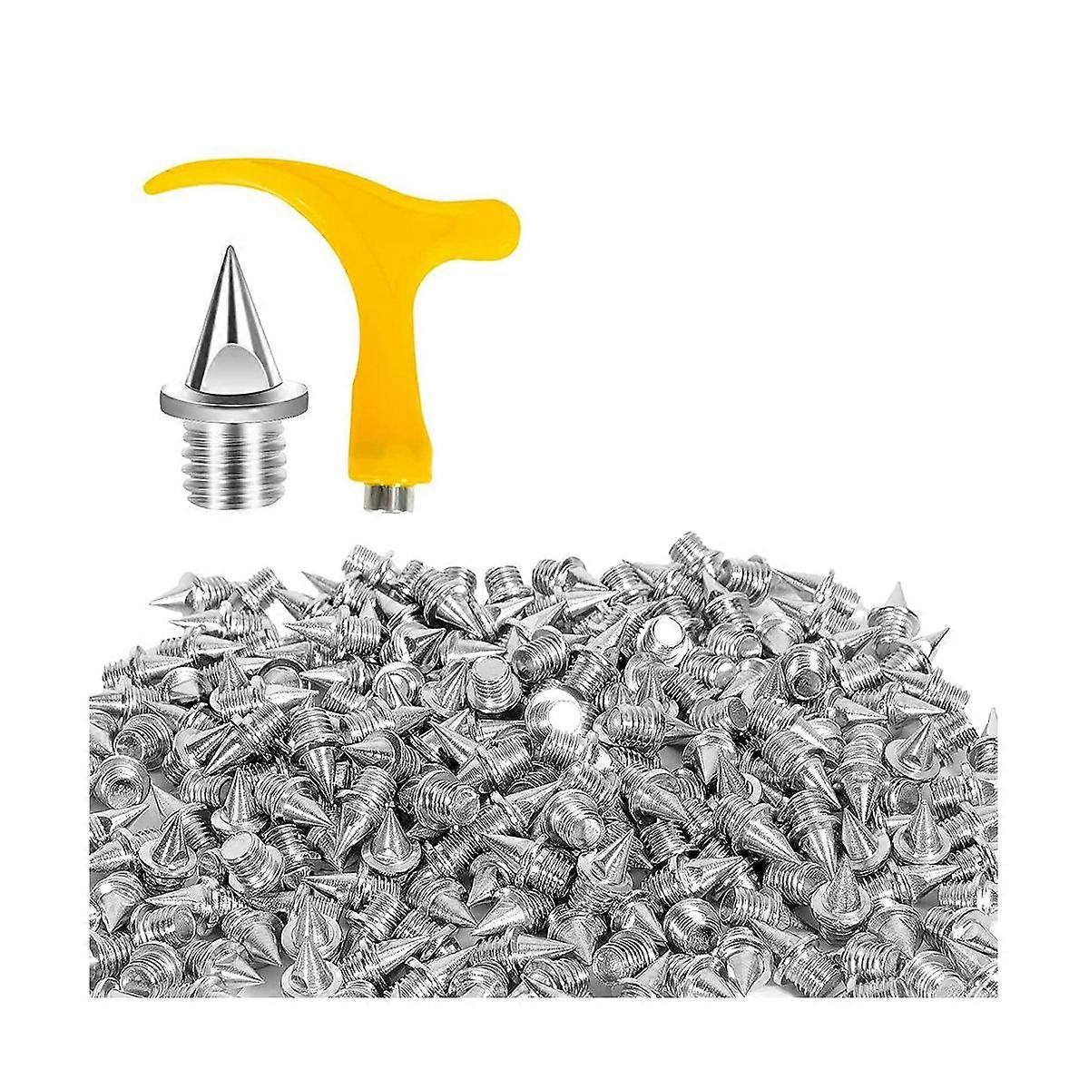 Ruostumattomasta teräksestä valmistetut piikit kenkiin, korvaavat piikit jääkiinnikkeisiin Teräspyramidipiikit vaellukseen