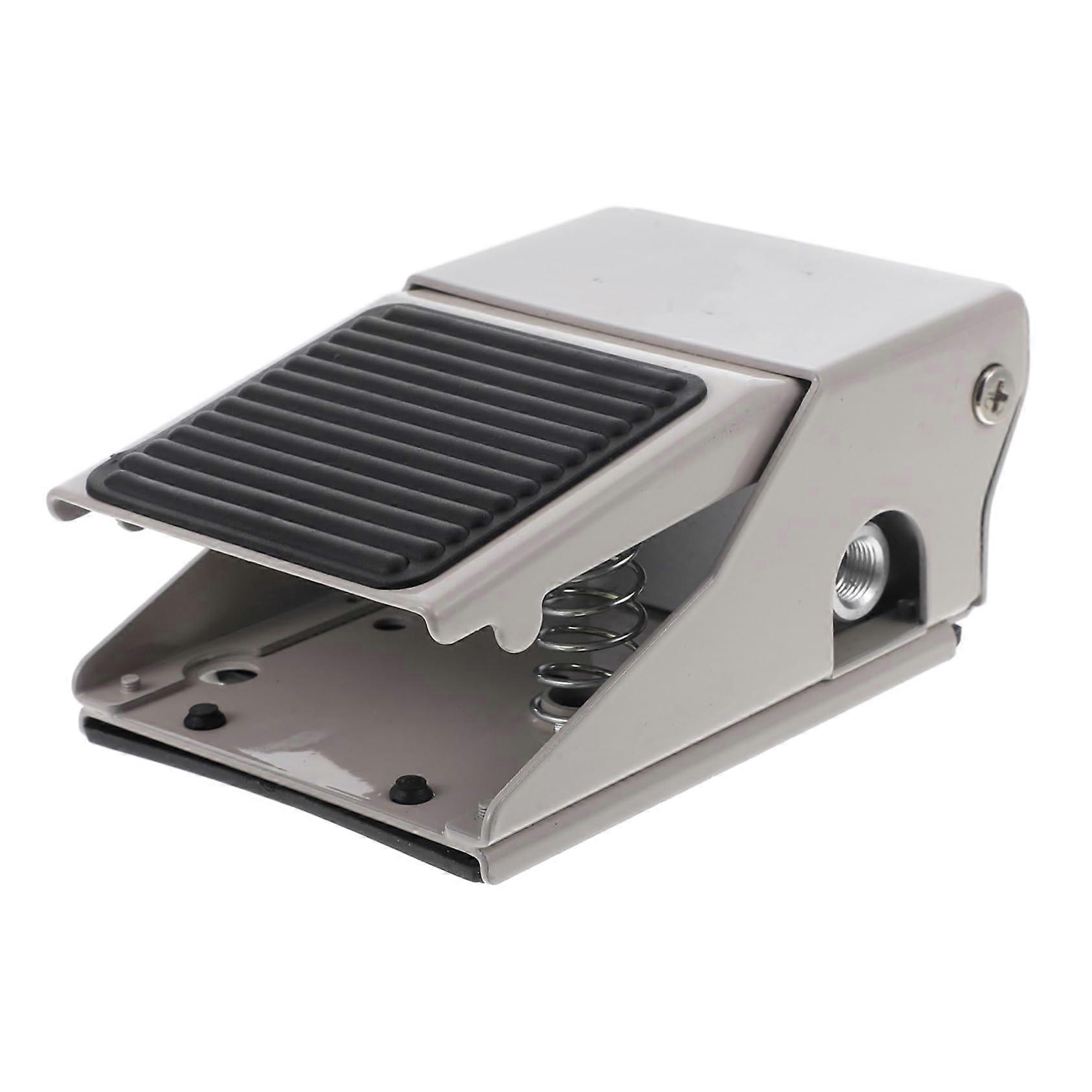 Pneumatic foot pedal valve Selflocking Input Output Compatible with Airoperated foot valve for Industrial Applications Versatile Control