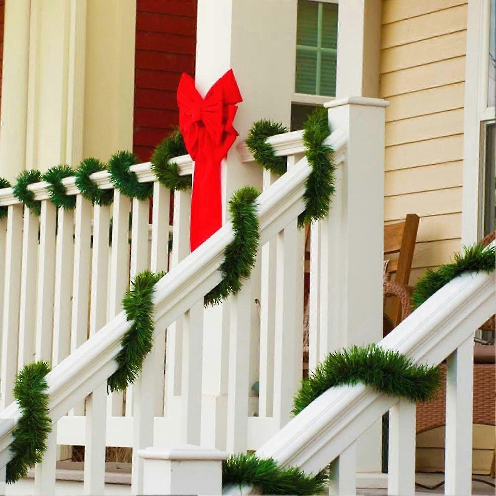 Artificial Outdoor Christmas Garland Non-Lit Soft Green Holiday Decor for Holiday Wedding Party Stairs