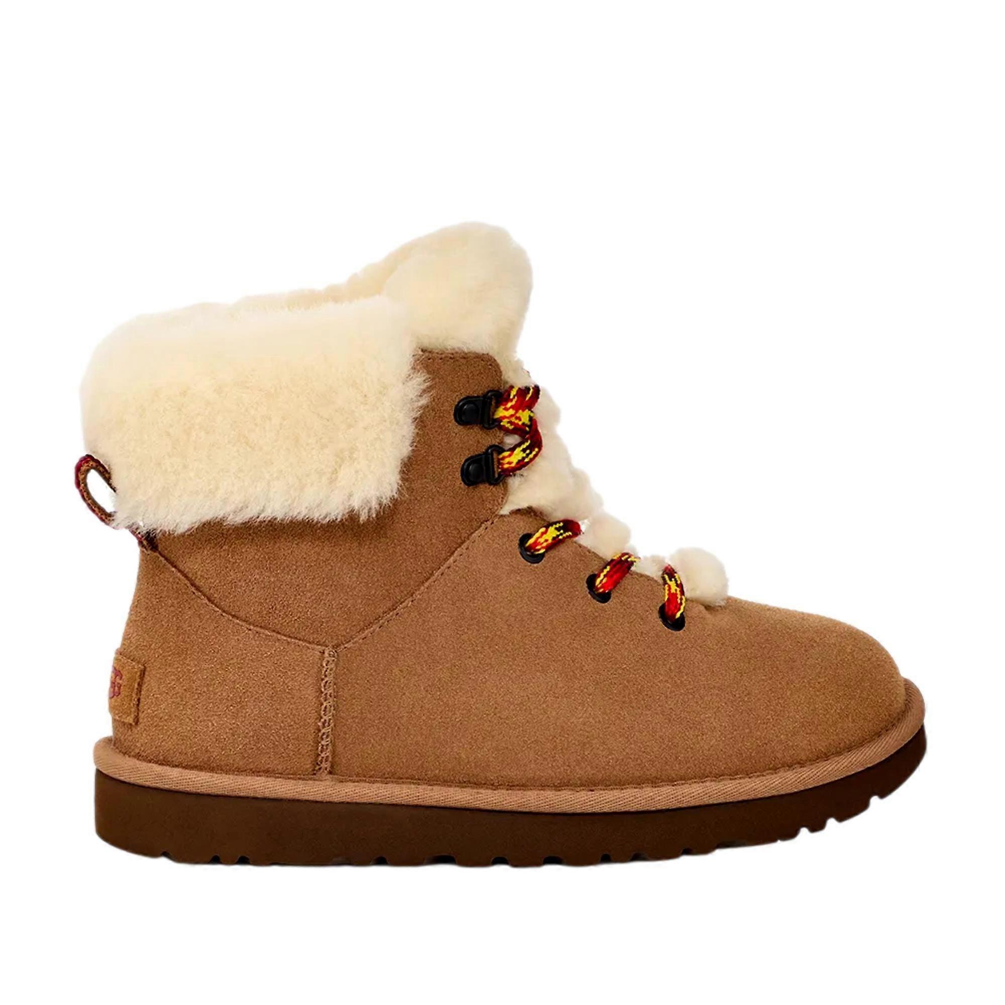 UGG 经典迷你高山蕾丝栗色 1130558-CHE 女装