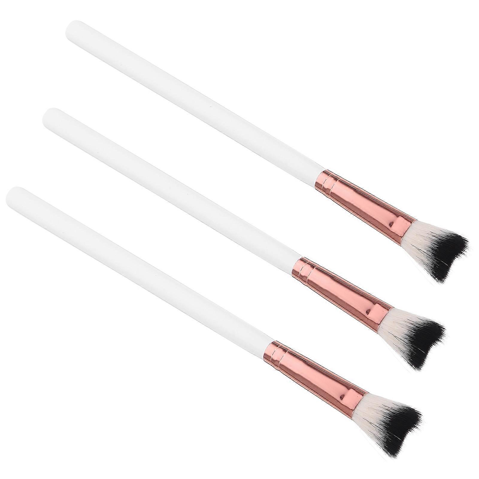 Durable Wood and Aluminum Handle Makeup Brushes with Soft Fiber Bristles for Nose Contouring and Daily Use 3pcs