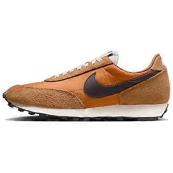 Chaussures de course basses unisexes Nike Daybreak, résistantes à l'abrasion et respirantes, marron BV7725-200