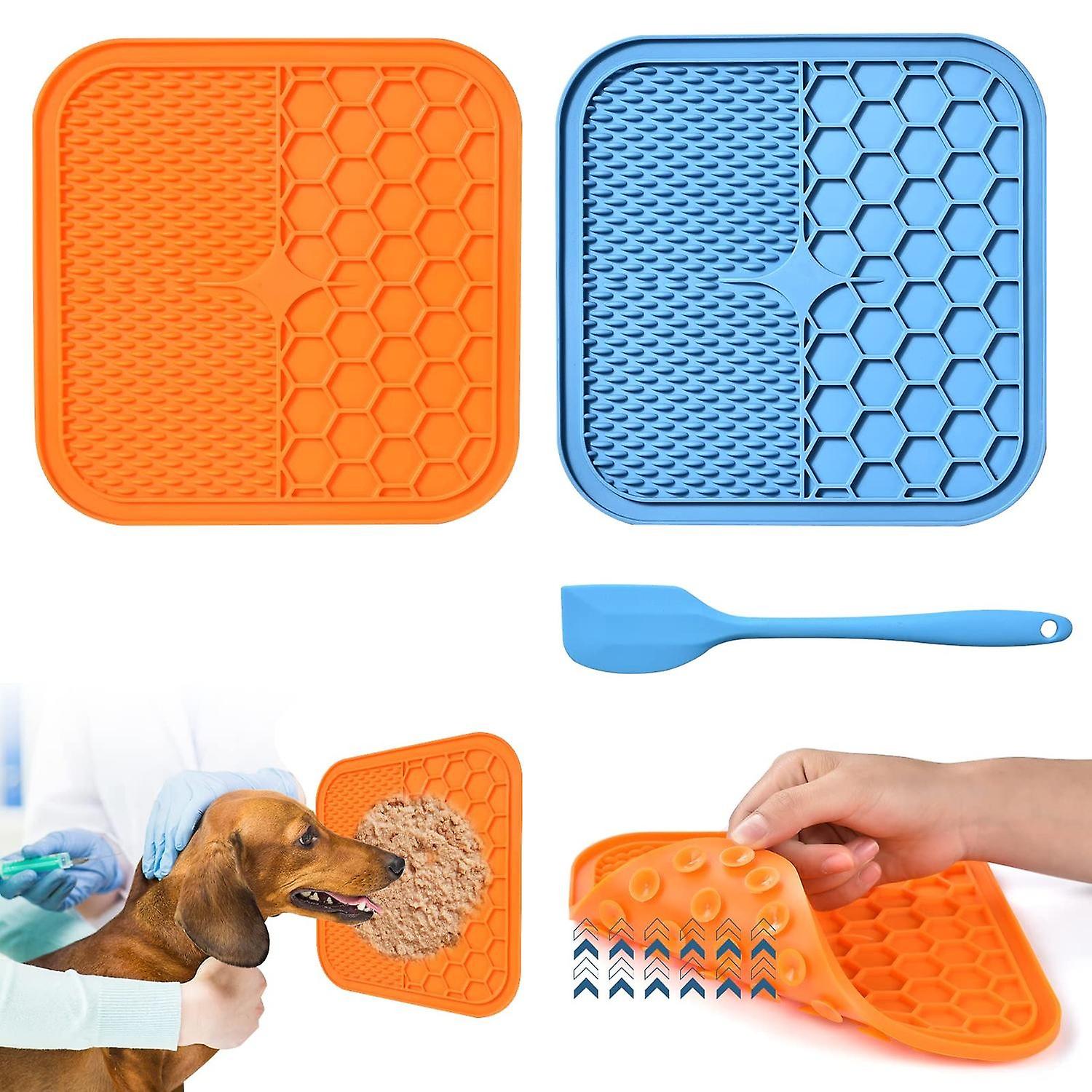 Silicone pet suction pad with 1 silicone scraper