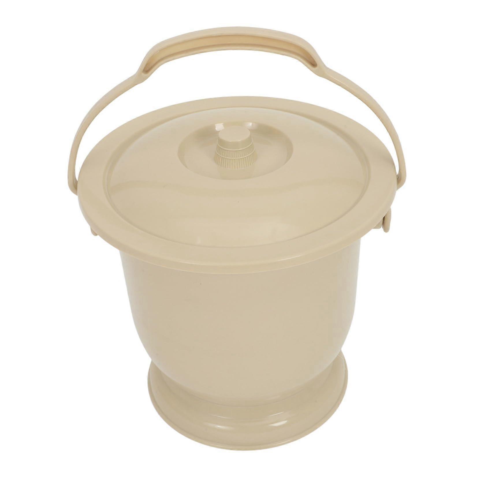 Portable Urine Pot with Lid for Men and Practical Plastic Urine Bottle for Use in Bed for Elderly People, Pregnant Women, and Emergencies