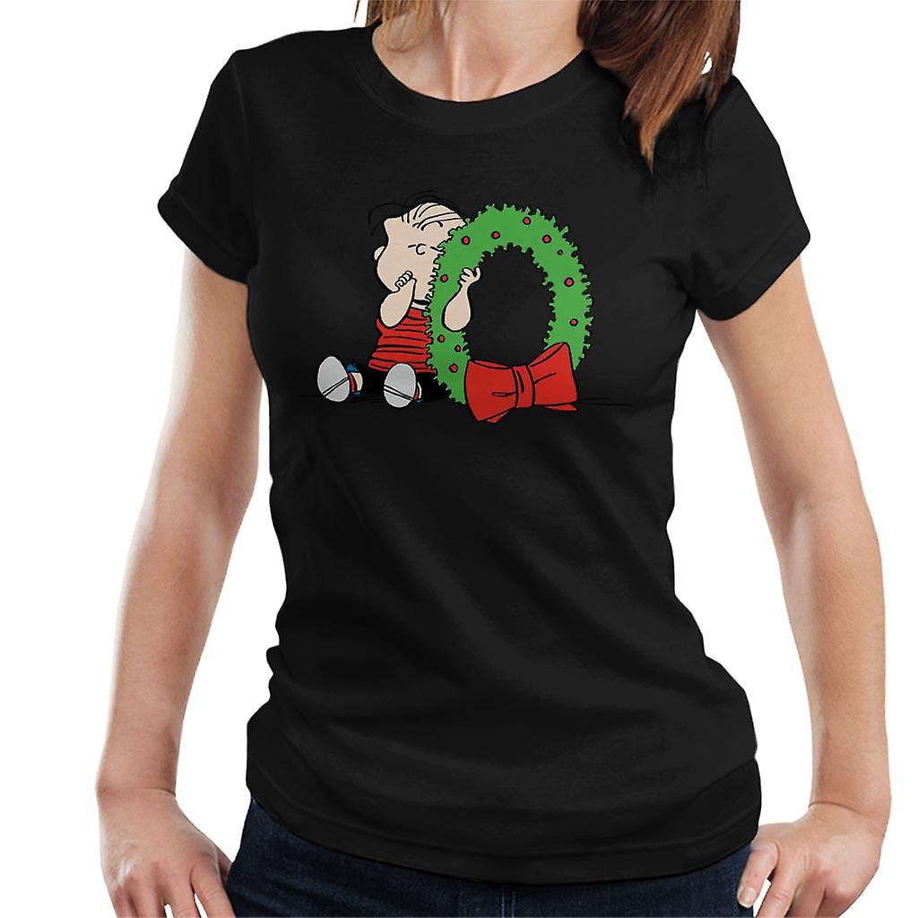 Peanuts Linus Christmas Wreath Women's T-Shirt