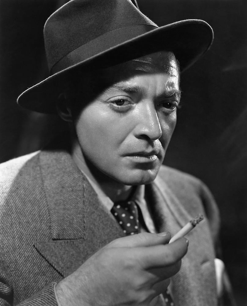 актер несли