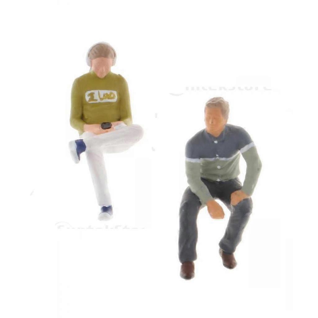 2pcs 1/64 Miniature Tiny Sitting Position Scenario Diorama Toys Group