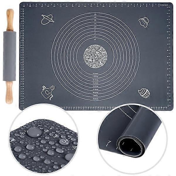 Baking mat and rotating rolling pin in durable silicone