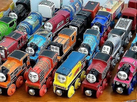 2025 תומאס וחברים רכבת קטר טנק מעץ רכבת מגנט אוסף צעצועי מתנה