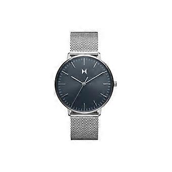 The legacy slim Men's Analog Quartz watch with stainless steel bracelet 28000089-D