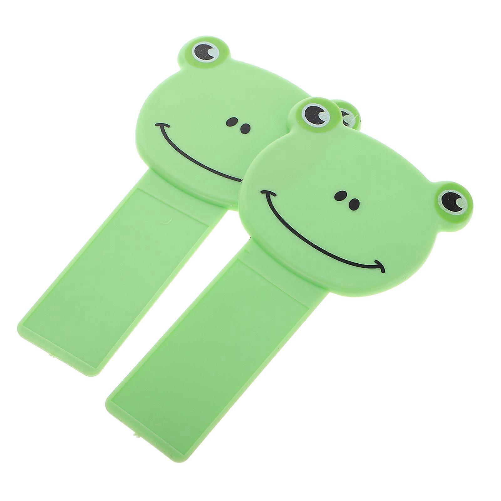 Toilet Upper 2Pcs Cute Cartoon Shape Designed For Home Use Ensures No Direct Touch