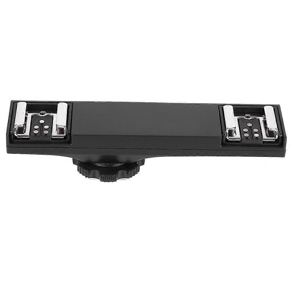 Features:
1.Support for I-TTL. 
2.The splitter doubles the hot shoe for your camera / camcorder.
3.A