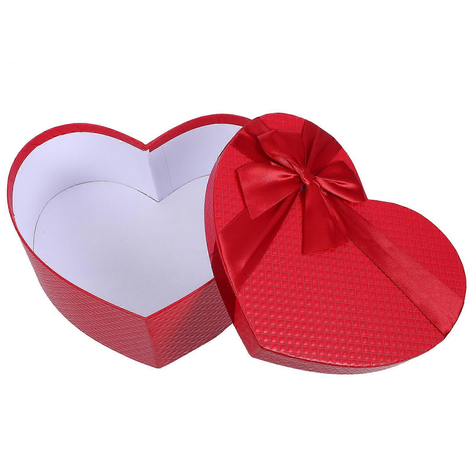 Here's a polished and professional product description for your **Heart Shaped Wedding Gift Box / Small Candy Container**:
**Heart Shaped