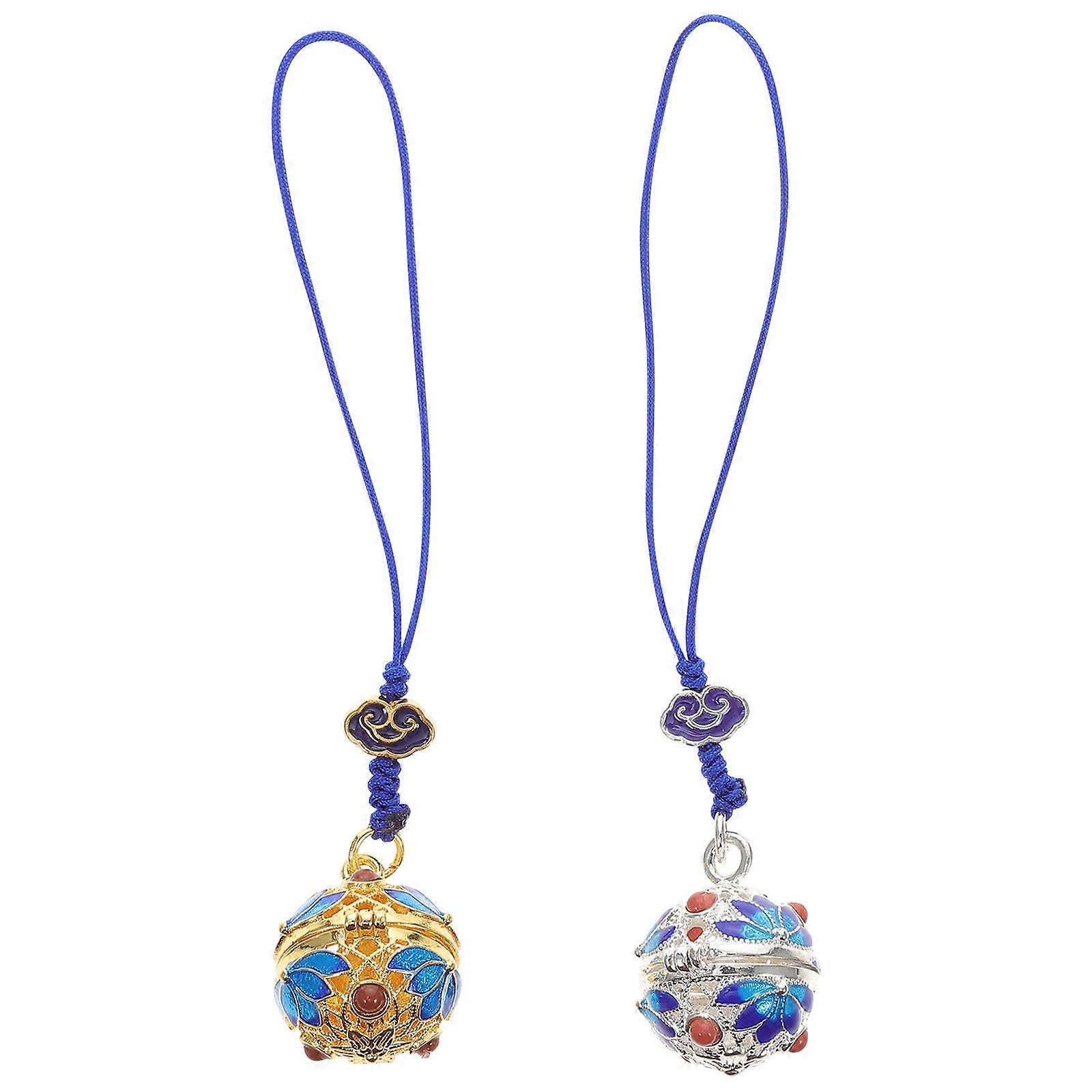 Aromatherapy Key Chain Pendant 2pcs Essential Oil Diffuser Keyrings for Bags, Car Keys & Luggage Durable & Fashionable