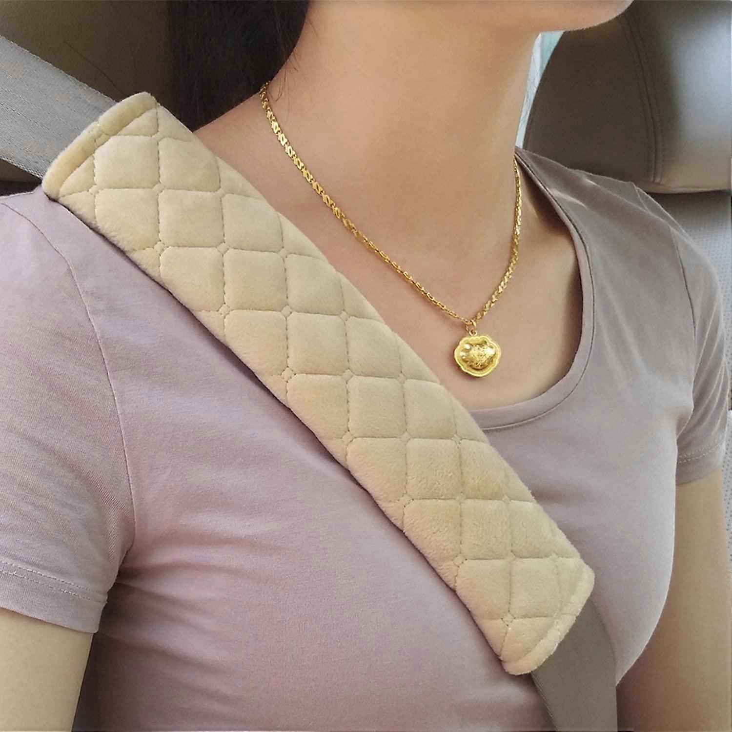 2Pack כיסוי רפידות חגורת בטיחות לרכב, כיסויי רצועת כתף חגורת בטיחות כרית רתמה לרכב / תיק, נוחות רכה מסייעת להגן על הצוואר והכתף שלך מהמושב 