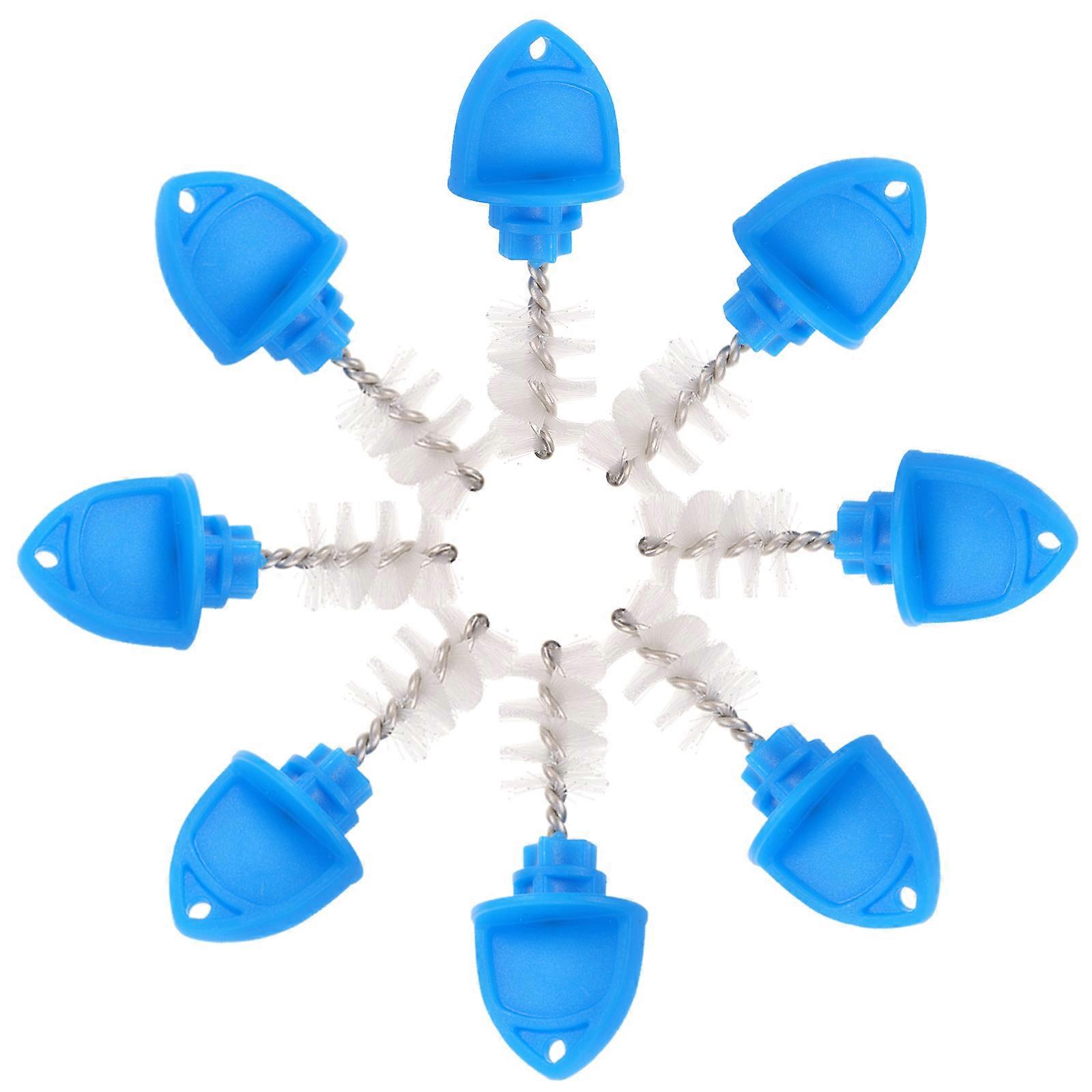 プロフェッショナルな環境でビールの蛇口を掃除するためのプラグとブラシ