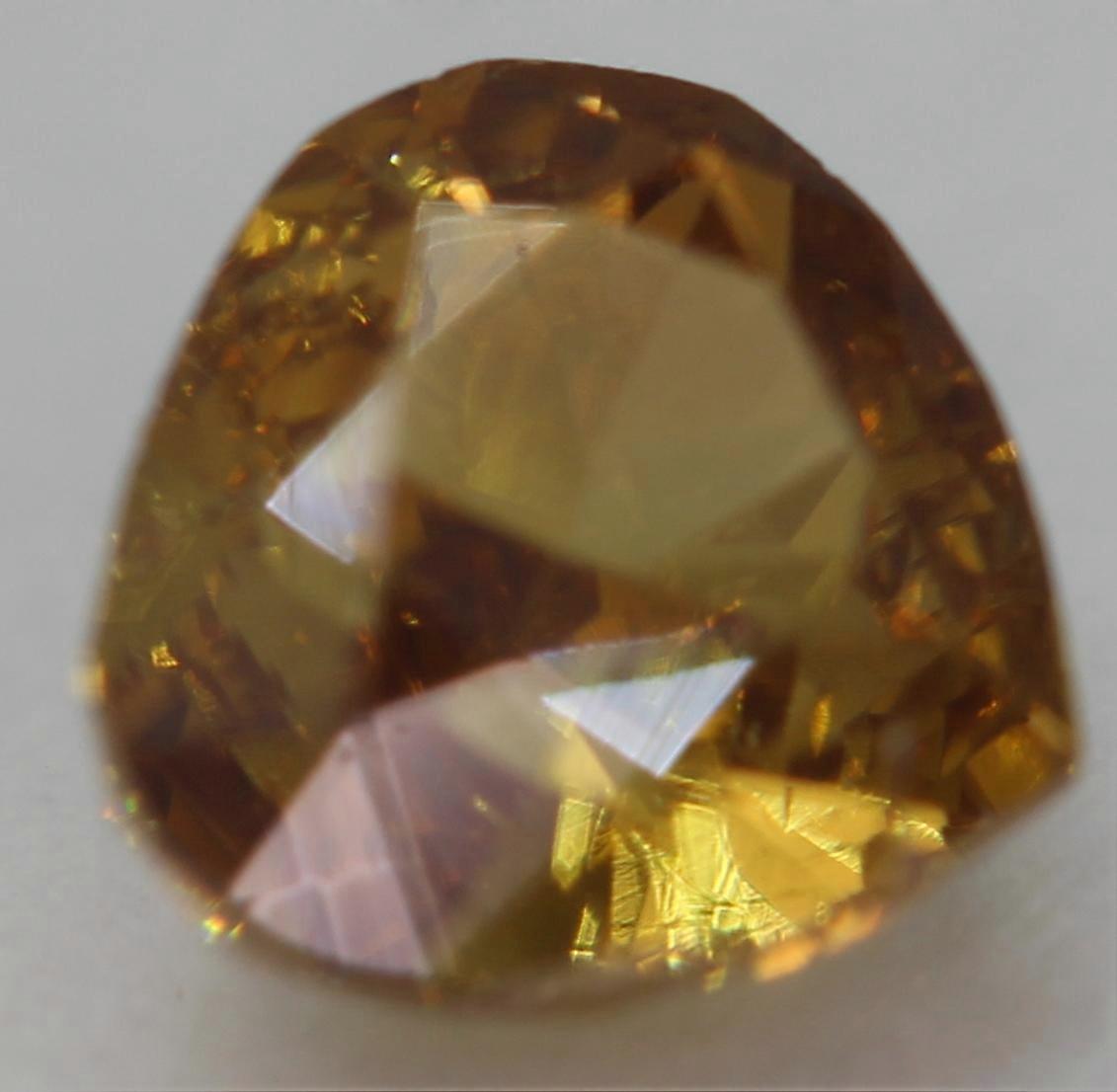 Cert 0.64 Carat Fancy Orange VVS2 Heart Natural Enhanced Loose Diamond 5.64x5.1m