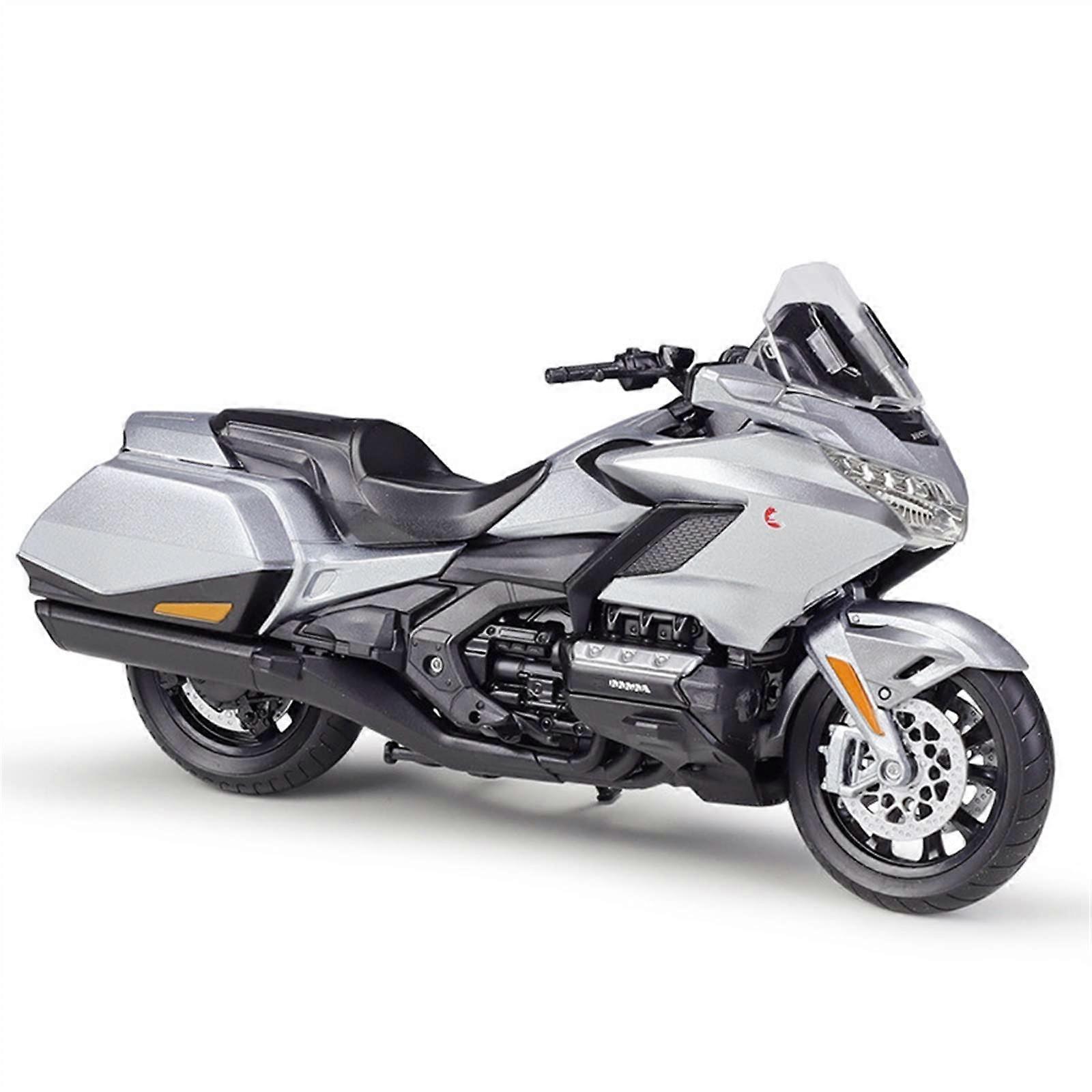 Honda  Gold Wing 1:12 DieCast Model (Silver)