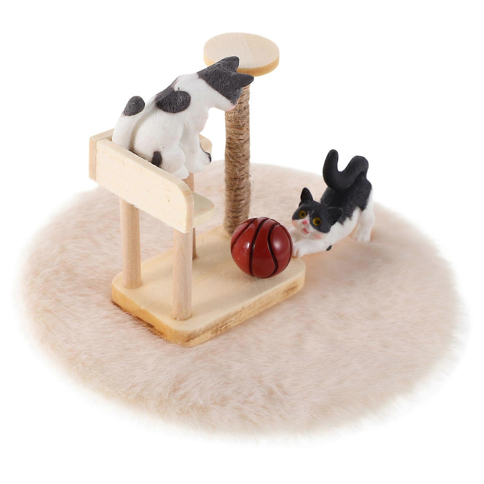 Miniature Cat Tree Tower with Kitten Figurines – Realistic Climbing Frame for Dollhouse Accessories, Creative Photography & Imaginative Play