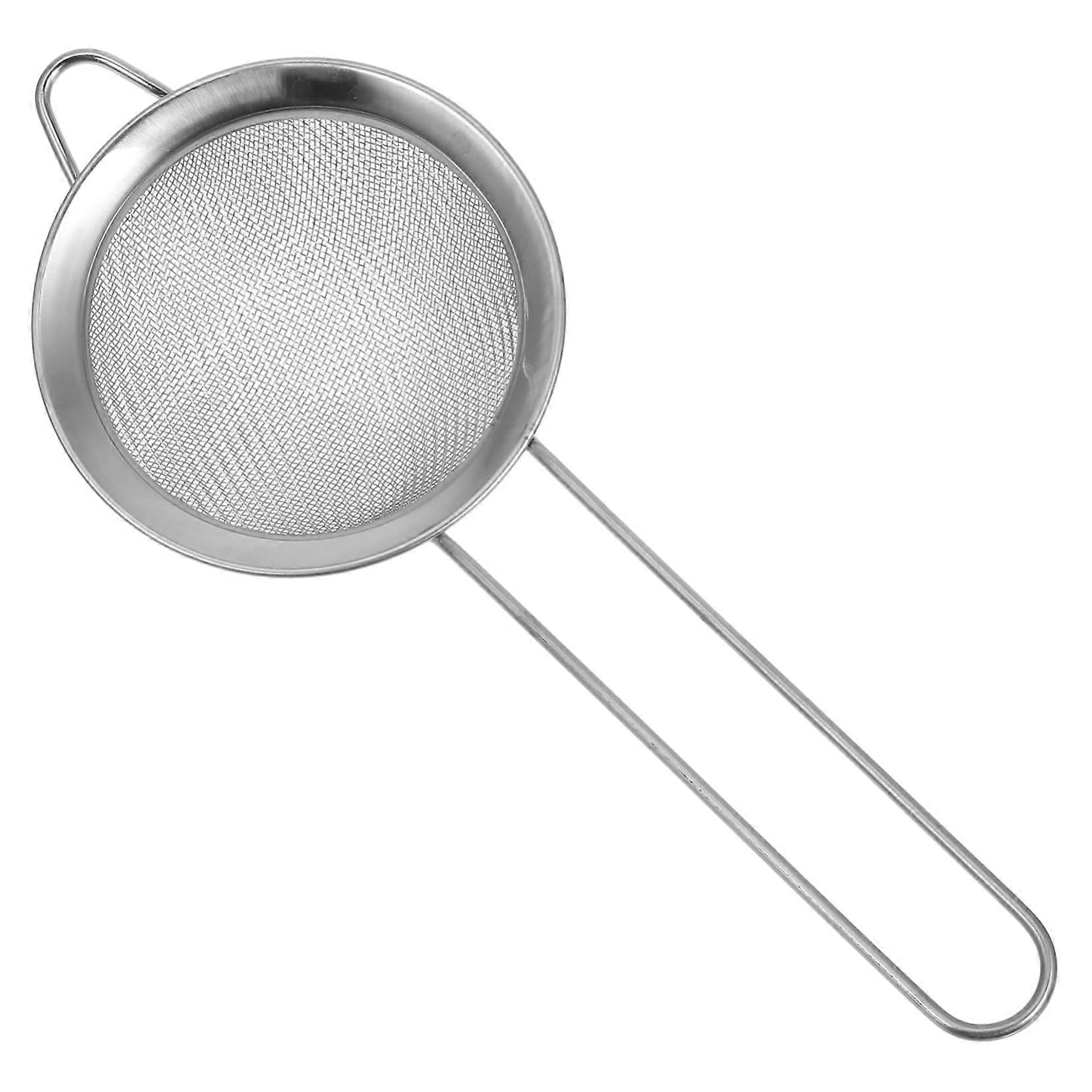 Finemesh stainless steel flour sifter  
Handy and sturdy kitchen sieve for flour and other powders  
Durable and versatile for various uses