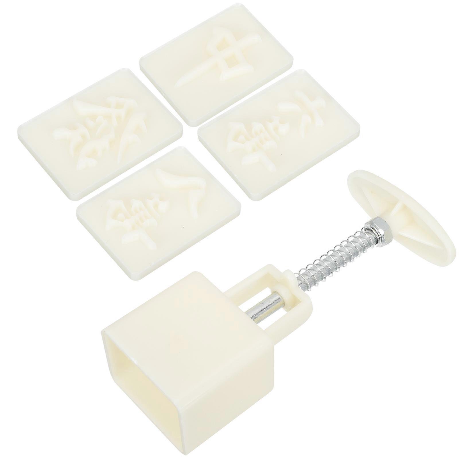 Reusable Square Pastry Mold for Family Activities Assorted Color Plastic Material Hand-Pressure 1 Set