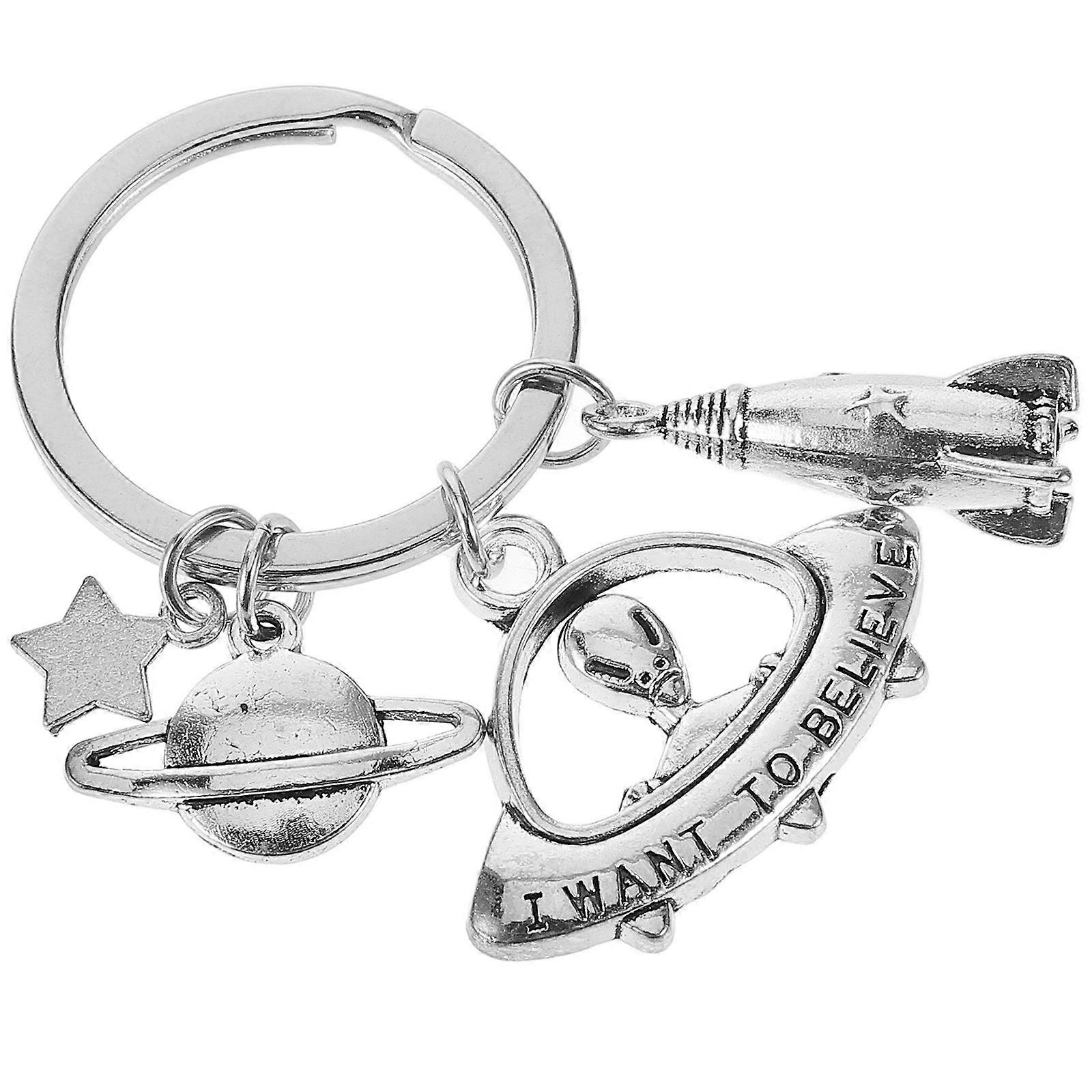 Metal Keychain 2pcs Spaceship Car Keyring Bag Pendant Decoration Accessory Key Holder