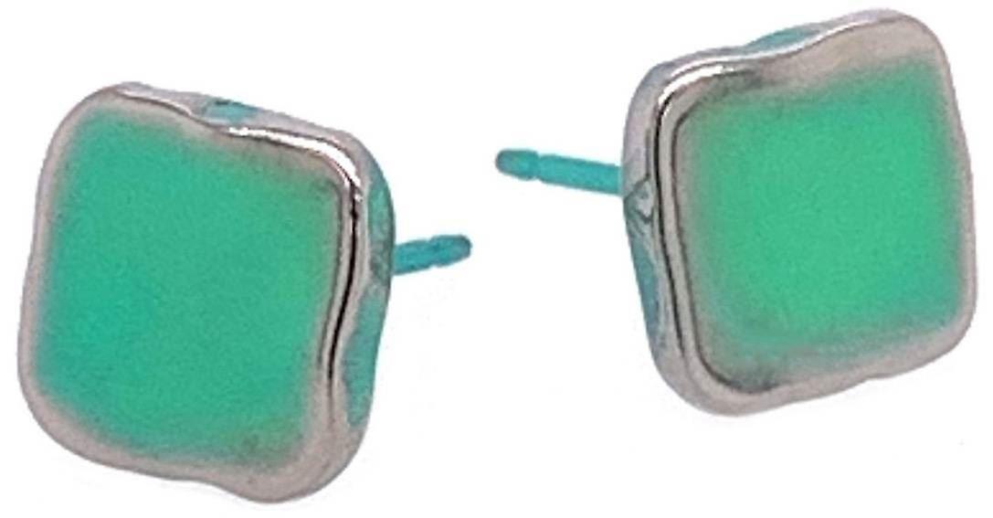 Ti2チタンは、8mmスクエアスタッドイヤリングを押しつぶした - フレッシュグリーン