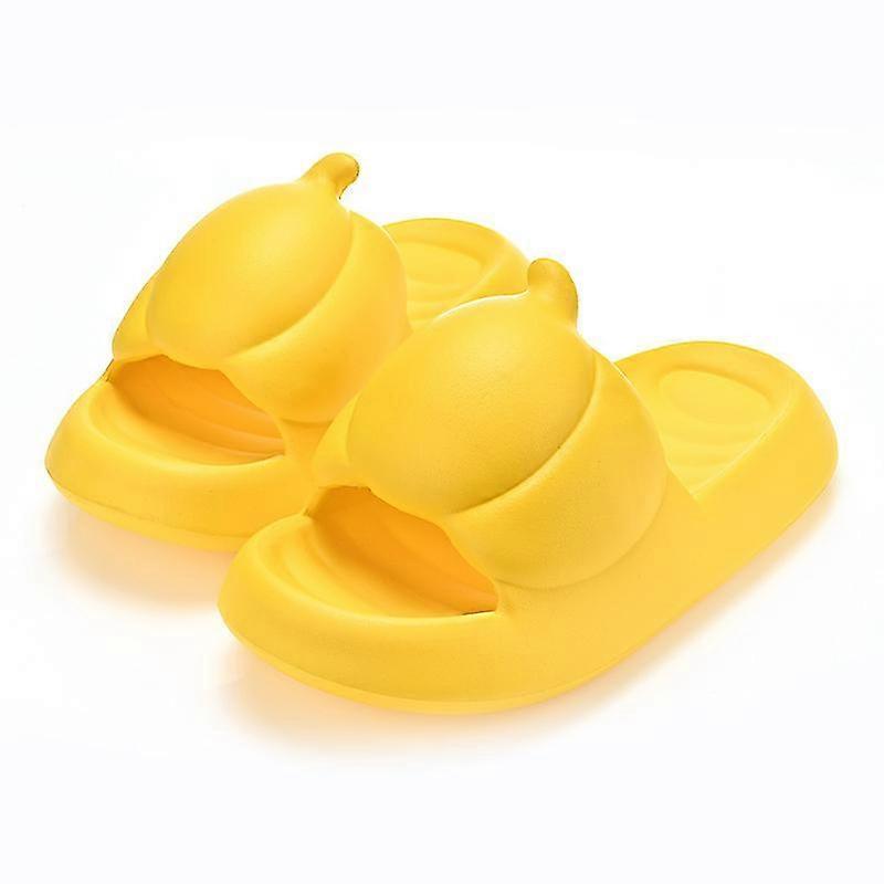 Rolig pumpaformdesign för kvinnor tofflor plattform 2023 Ny sommartjock botten kvinnor glider utomhus mjukt badrum herrskor