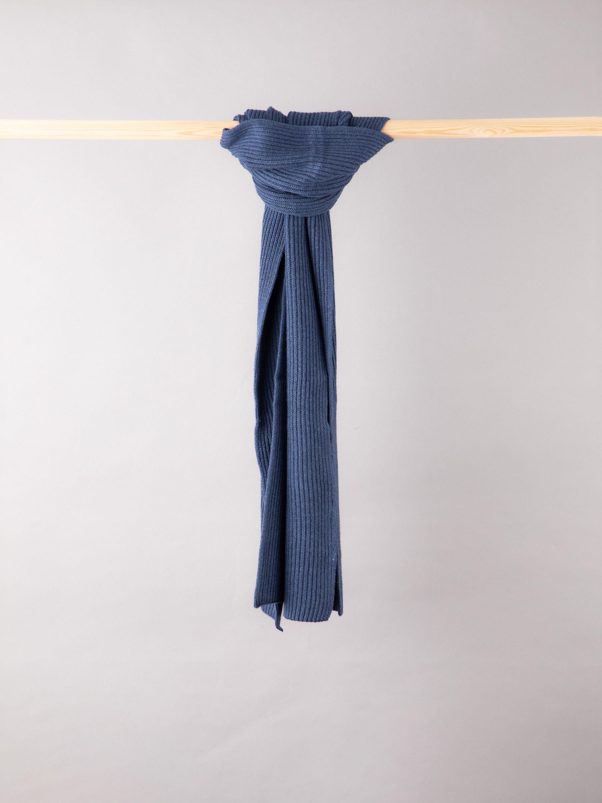 Ribbed Knitted Scarf in Navy