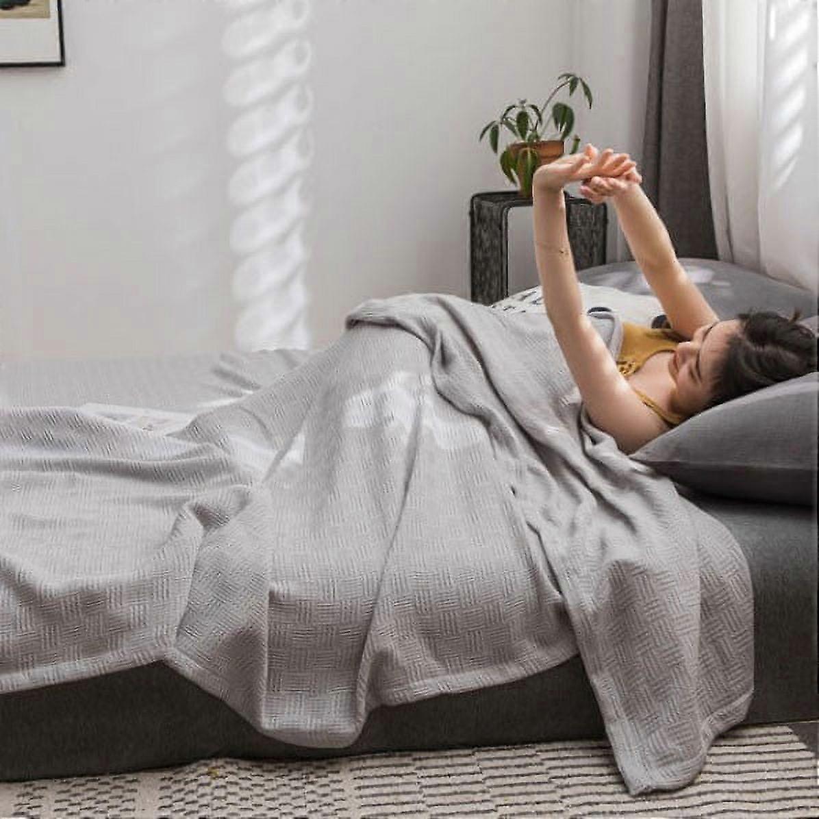 Giyblacko Cooling Blanket, Thickened Solid Color, Compatible with Nap Sofa Use, AC Cooling, Travel Towel Blanket for Leisure
