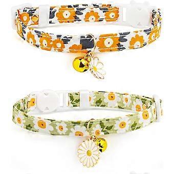 2 Pack Cotton Breakaway Cat Collars with Bell,Green&Orange Daisy Pendant Cute Cat Collar Kitten Collar,Ideal for Girl Cats Boy Cats