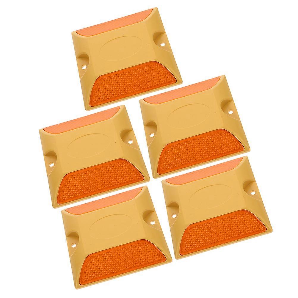 Highway Reflective Road Studs Plastic Markers for Speed Reduction 5Pcs