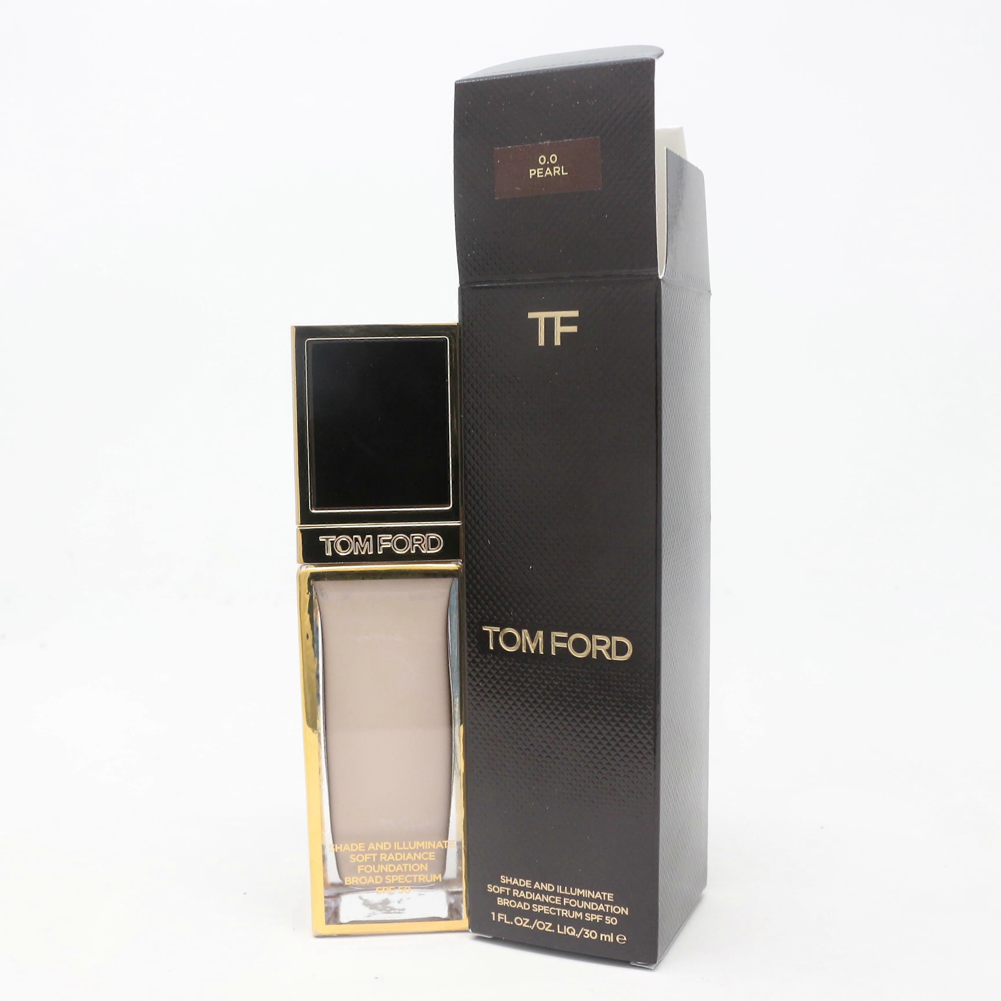 Tom Ford Shade And Illuminate Soft Radiance Foundation  1.0oz/30ml New With Box