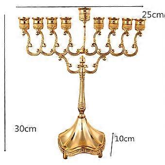 Photo Libre De Droit De Hanoukka Un Symbole Brûlant De Menorah De La Fête Traditionnelle De Judaïsme Gm1288520745 384450936
