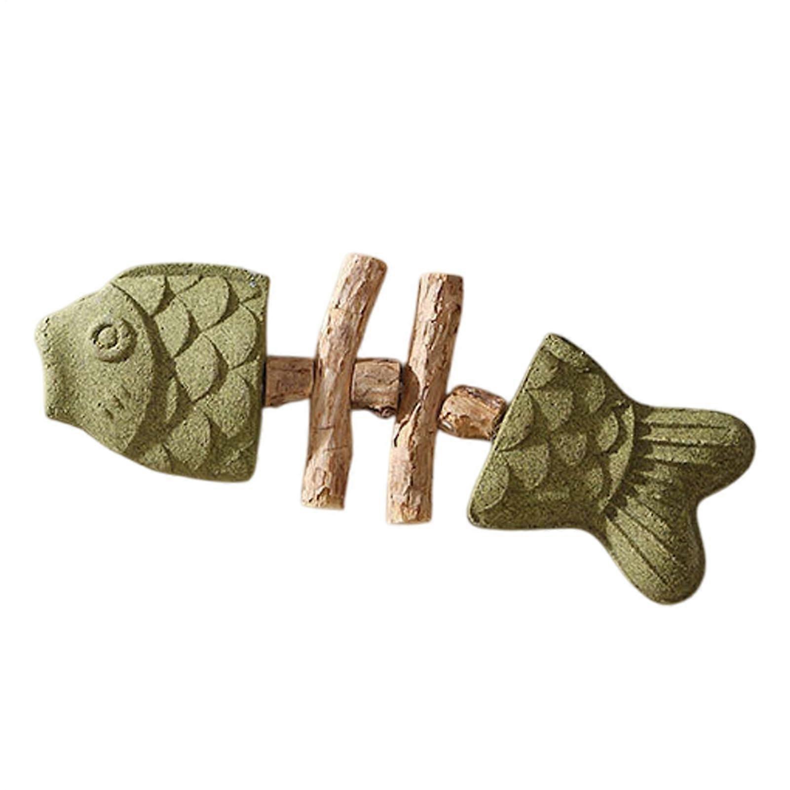 Chew toy for kittens Chew toy in the shape of a fishbone Wooden chew toy for stress relief in indoor and outdoor cats Catnip