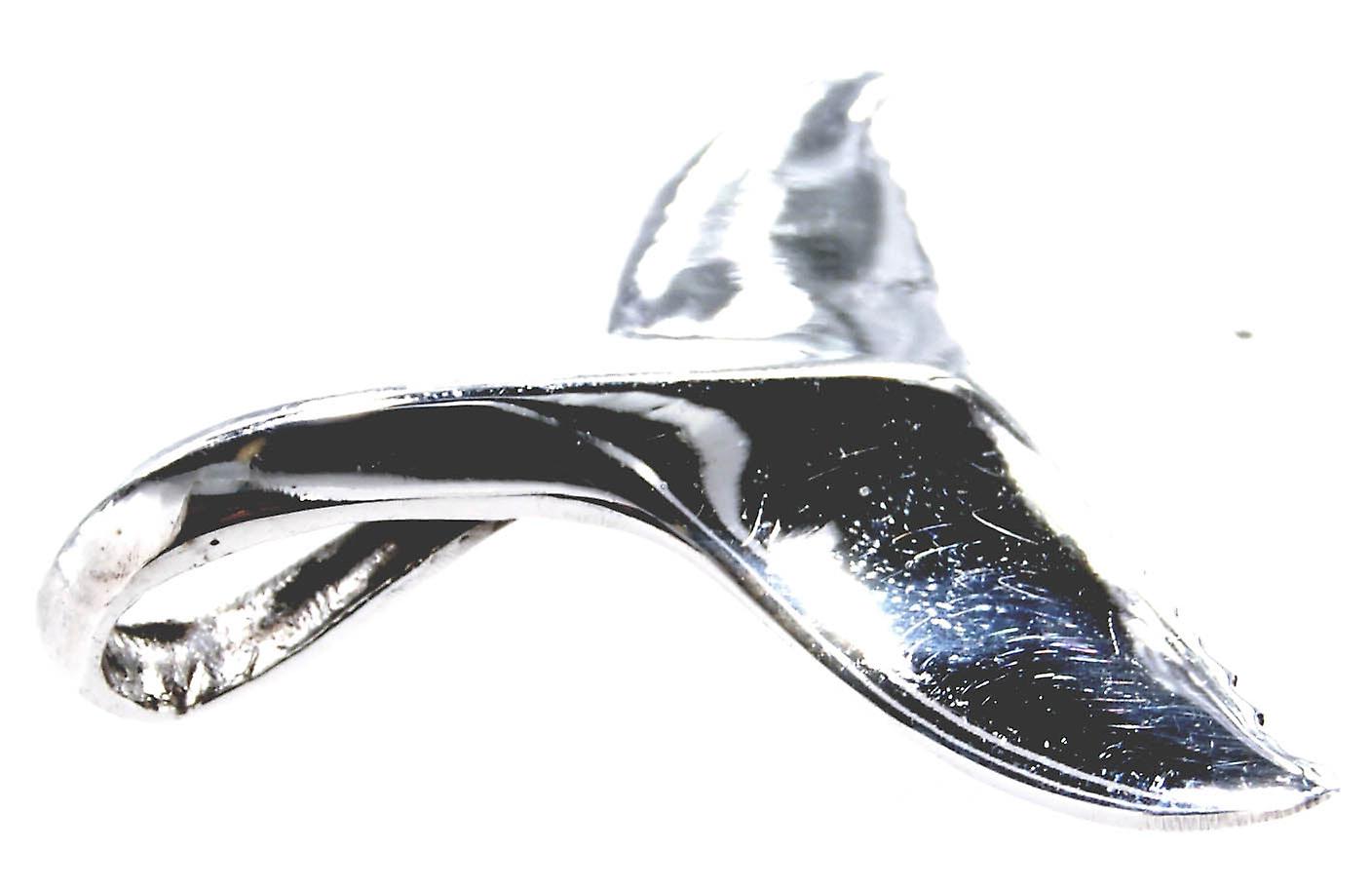 Whale Fin 182 with Snake Chain - Silver