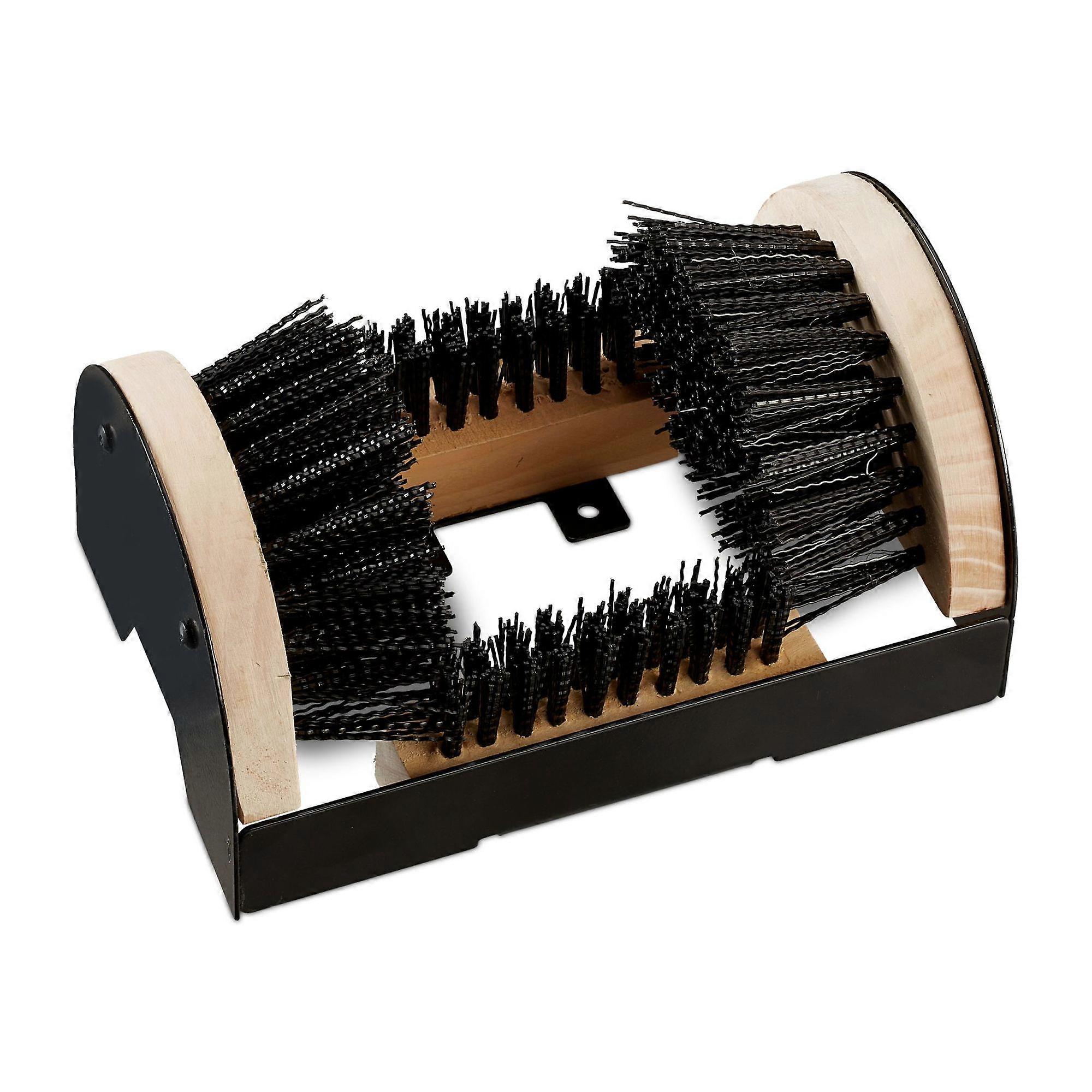 Shoe scraper with all-round brushes