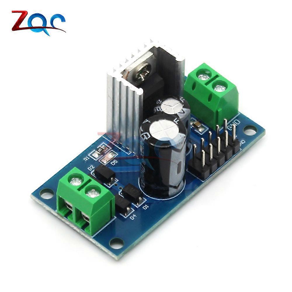L7805 LM7805 5V - Three -terminal voltage regulation module
