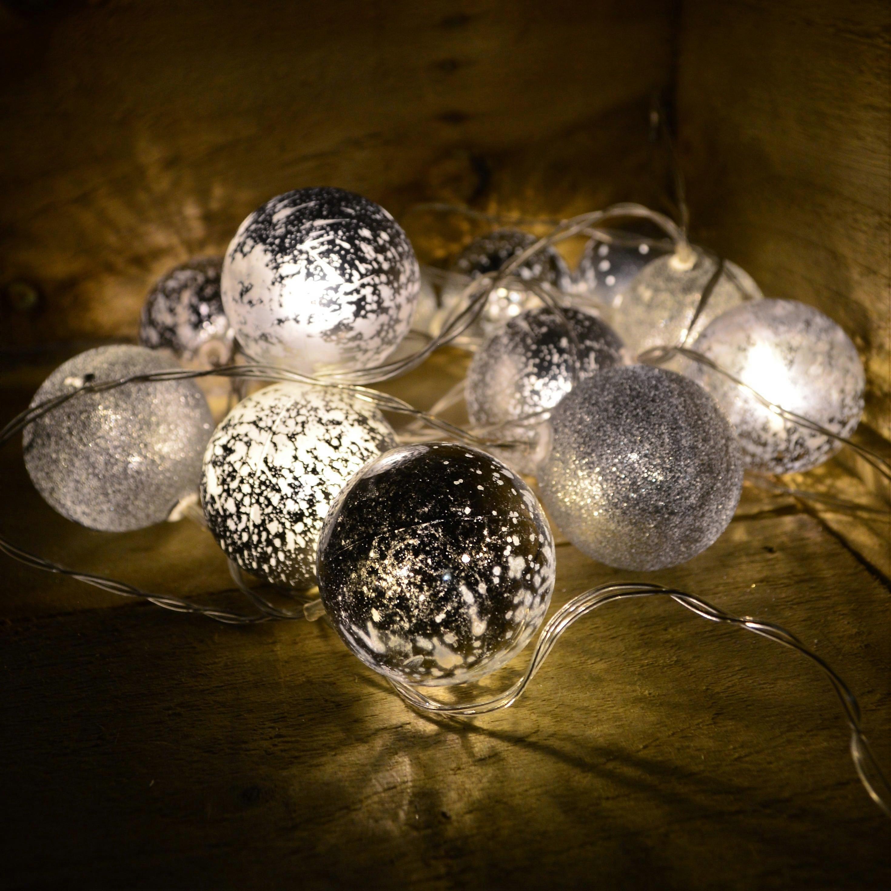 12X50mm Decorative Led Battery Powered 3 Design Silver Bauble String Lights