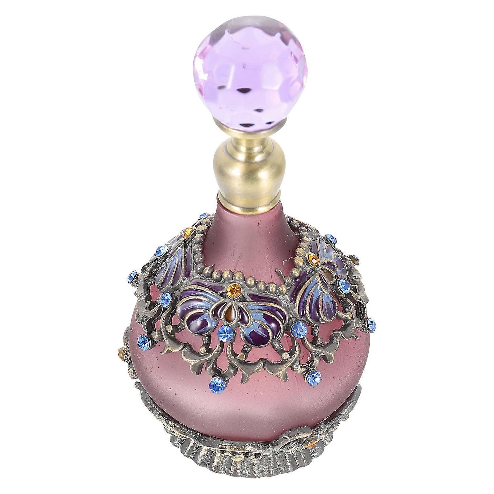 Refillable Vintage Style Perfume Bottle with Elegant Crown Design – Portable Essential Oil Dispenser for Travel and DIY Blends