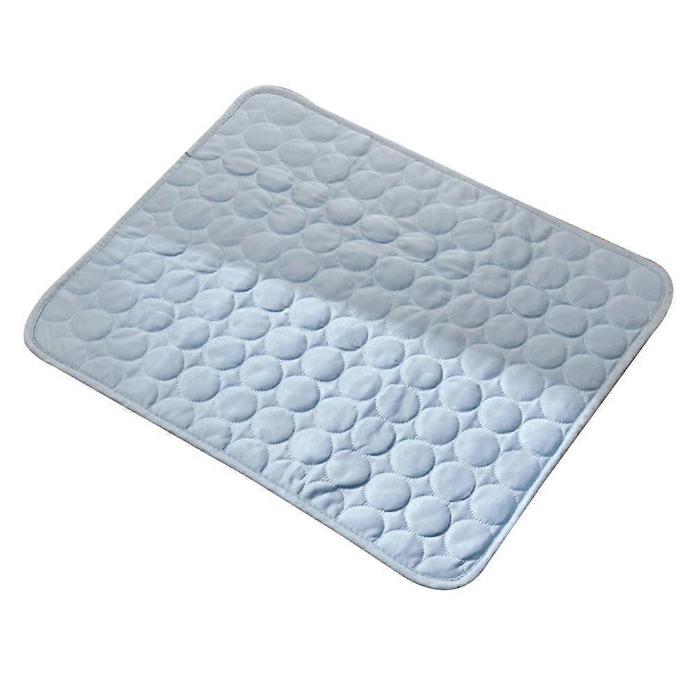 Self-Cooling Breathable Mesh Blanket For Pets