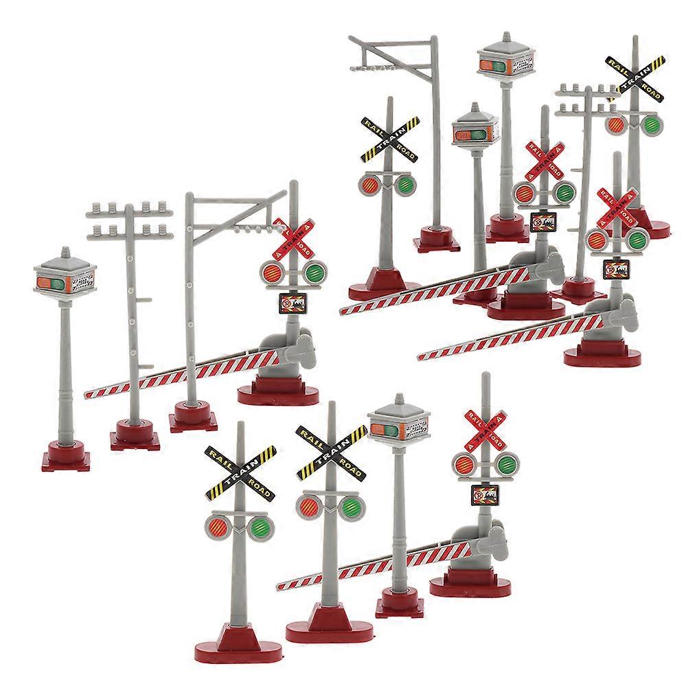 Miniature Railroad Crossing Signs with Signal Lights and Traffic Road Signs – Model Train Scenery Accessories for Sand Table and Railway Layout