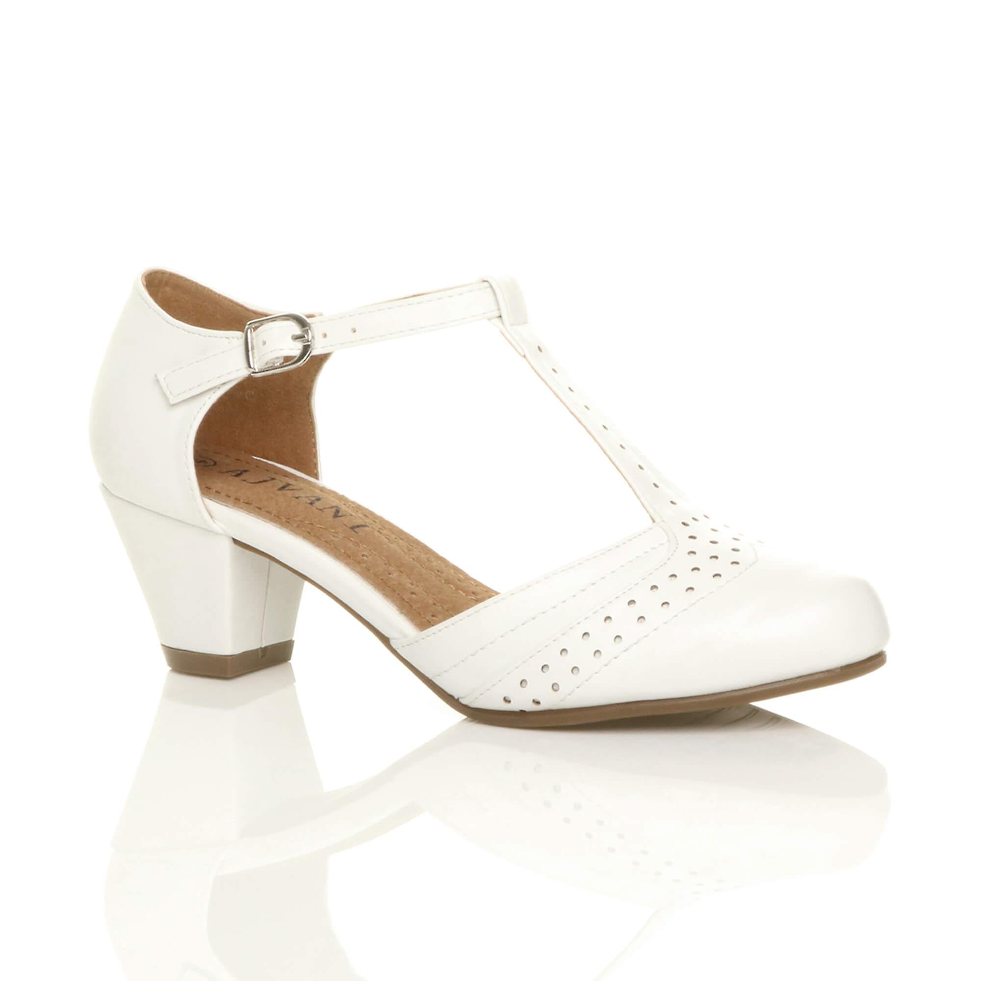 阿伊瓦尼妇女中低块脚跟 t 酒吧胸针舒适橡胶唯一法院鞋凉鞋