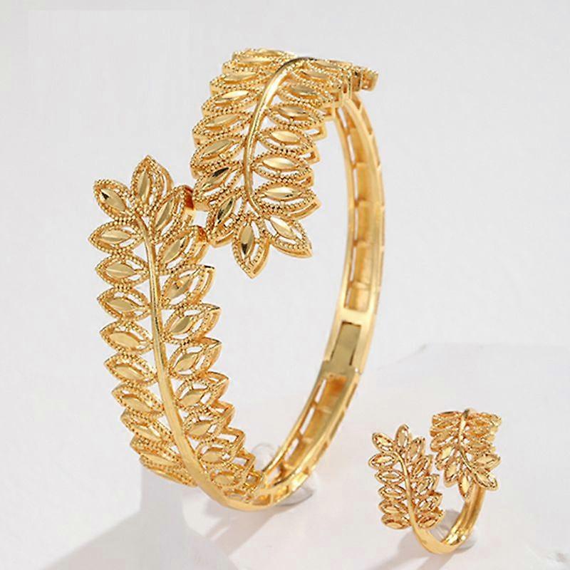 Brass bracelet with golden plum