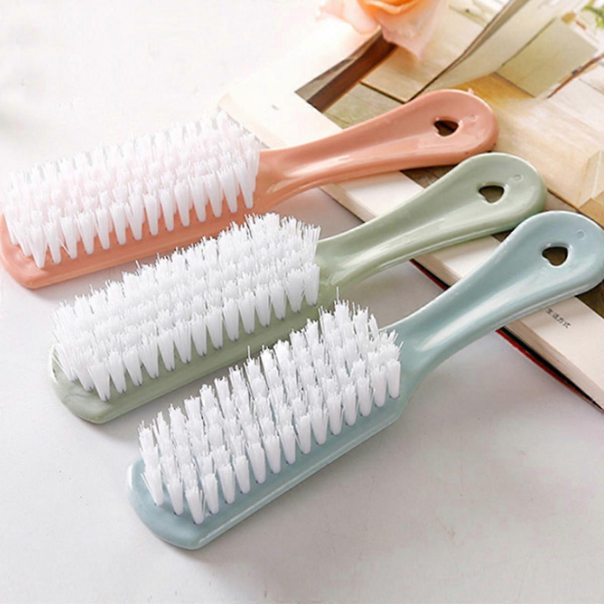 Clean Convenient Angled-Bristle Sneaker Cleaner