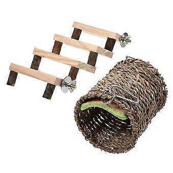 Houten hamsterladder om op te klimmen, inclusief nest en rustspeeltje.