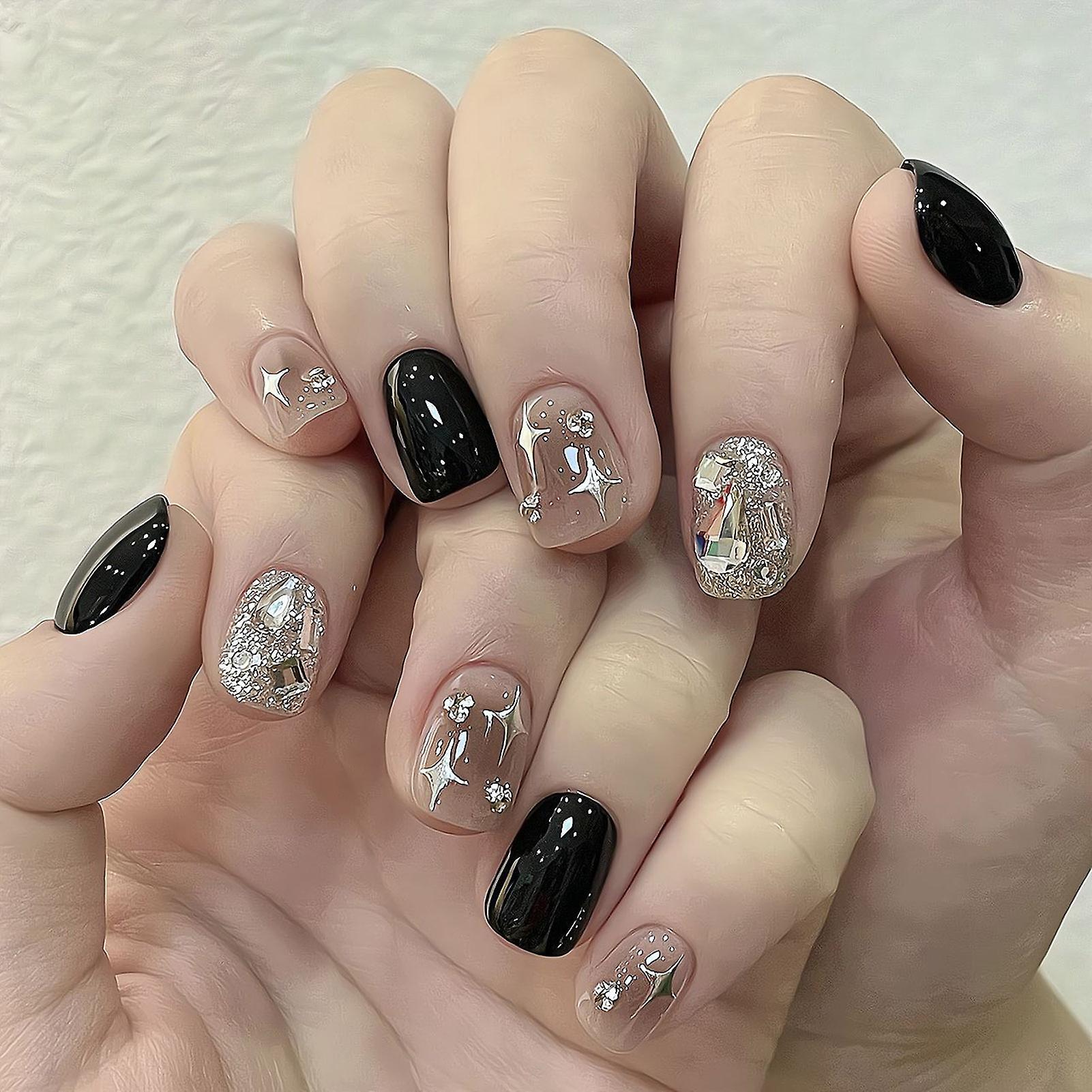 Glitter Diamond Artificial Nails Unique Trendy Pattern Nail Pieces
