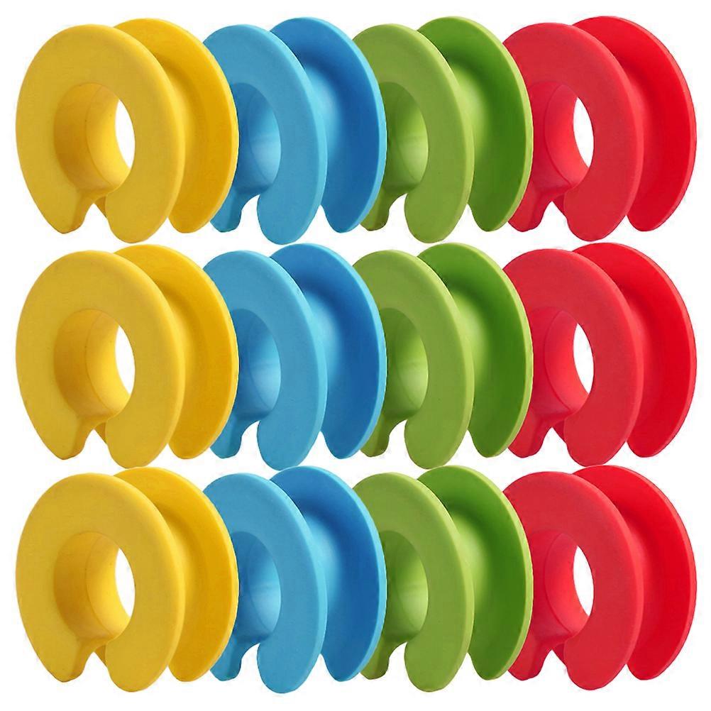 Coat Hanger Windproof Buckles Hanger Spacers Windproof Anti Slip Space Adjustment Prevent Falling 5x5x2 2cm 12Pcs