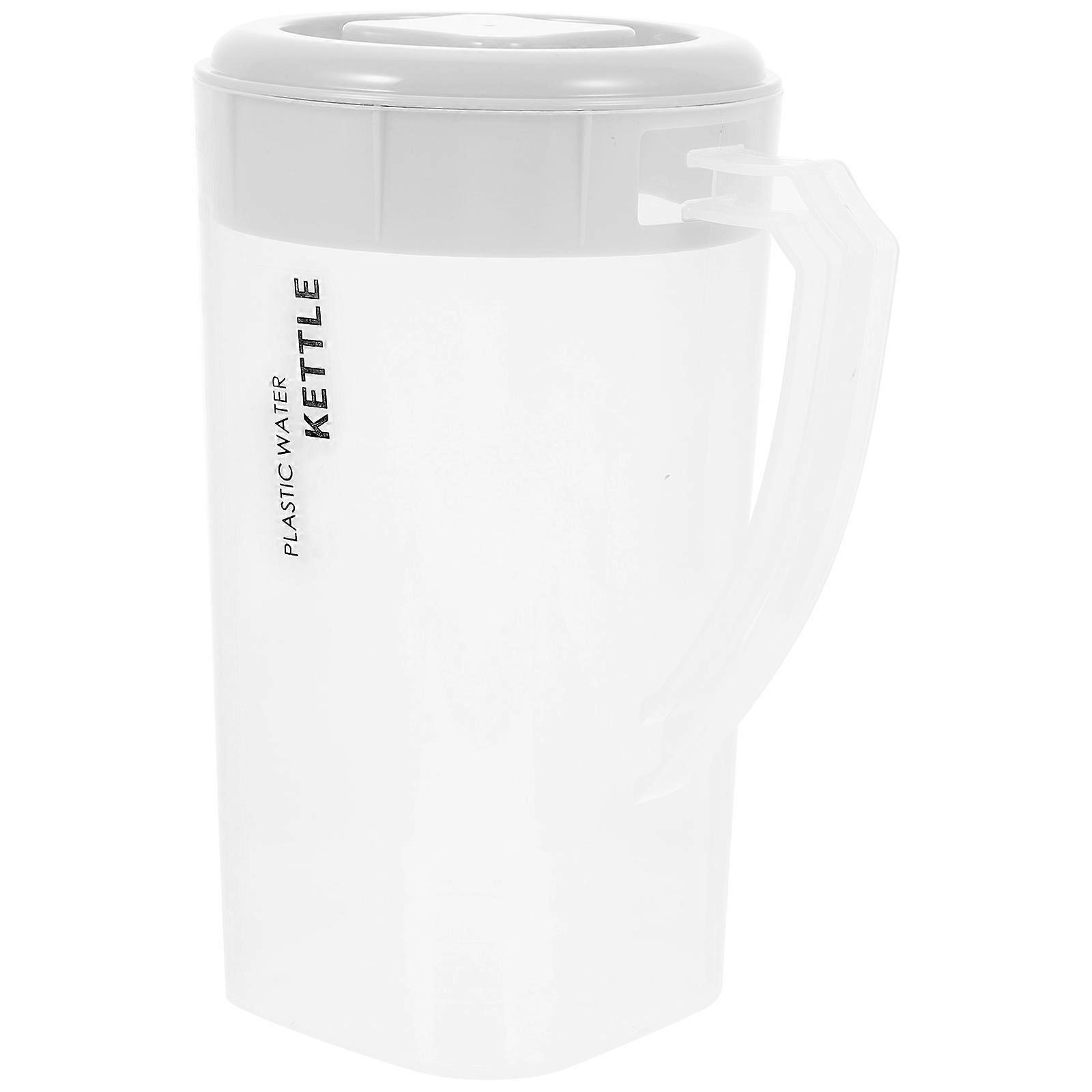 White Water Pitcher with Lid for Home Use Made of PP Material 70 Characters