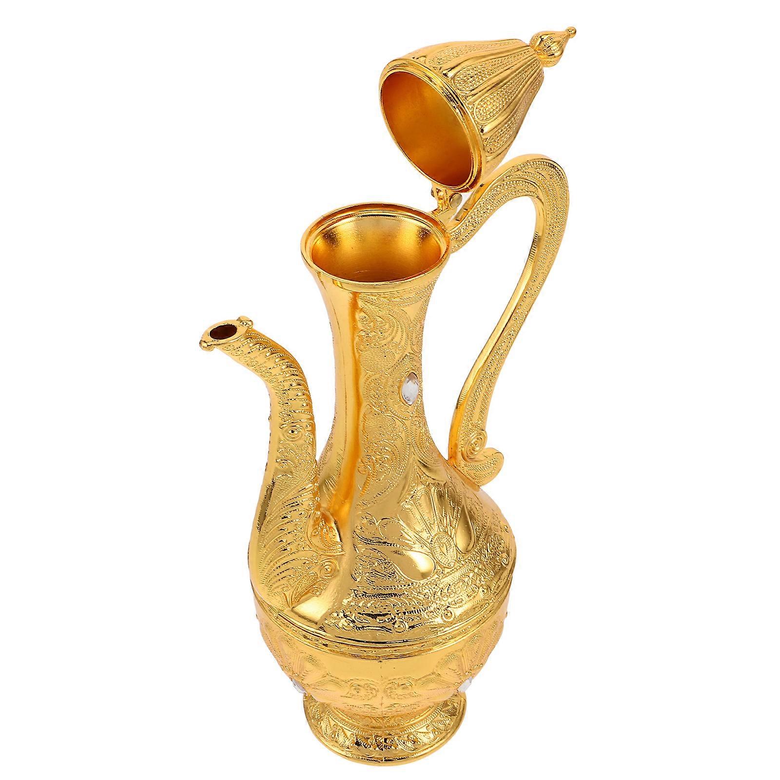 Golden Retro Wine Kettle for Storage Use Crafted with Alloy Material